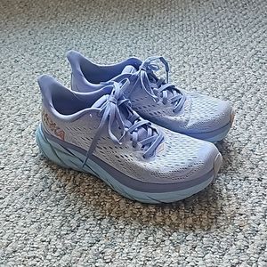 Hoka Clifton 8 Sneakers